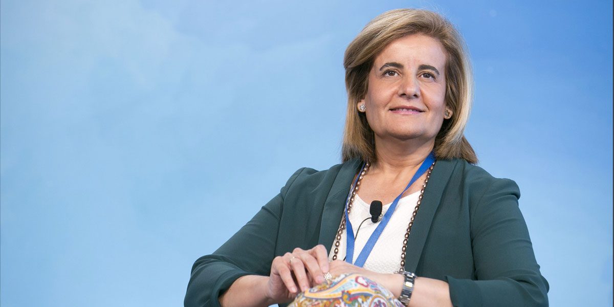 Fátima Báñez: “Apostamos por el liderazgo humanista en las empresas”